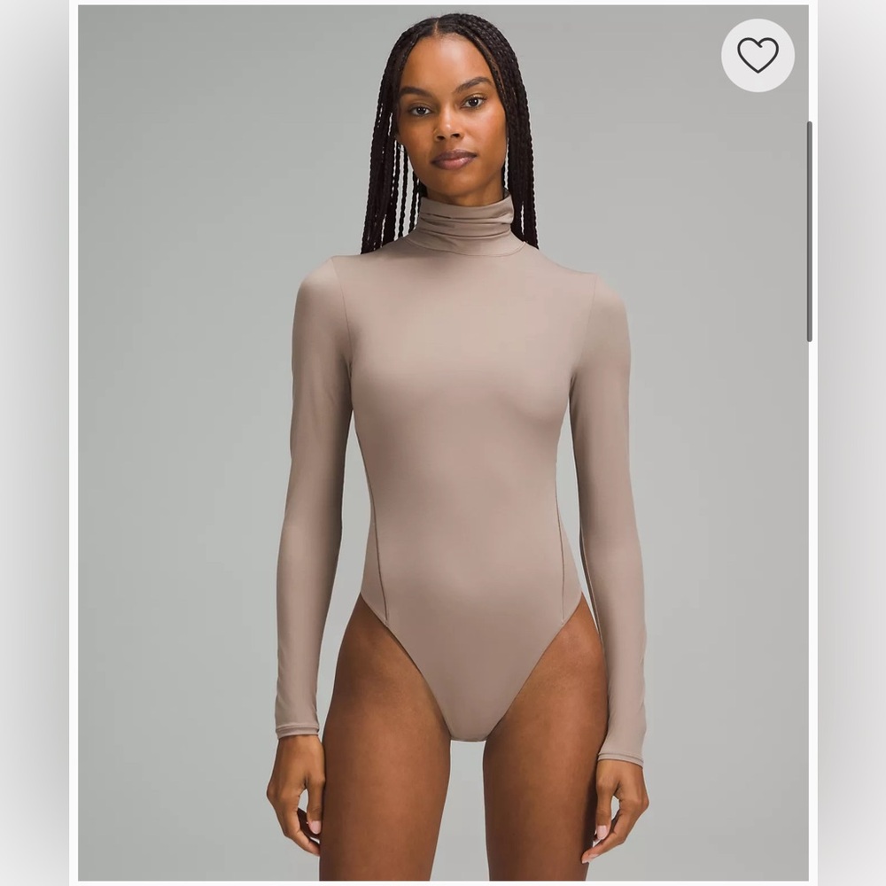 Lululemon Nulu turtleneck bodysuit